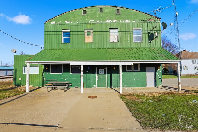 Building Photo - 19 S Green St Unit 1