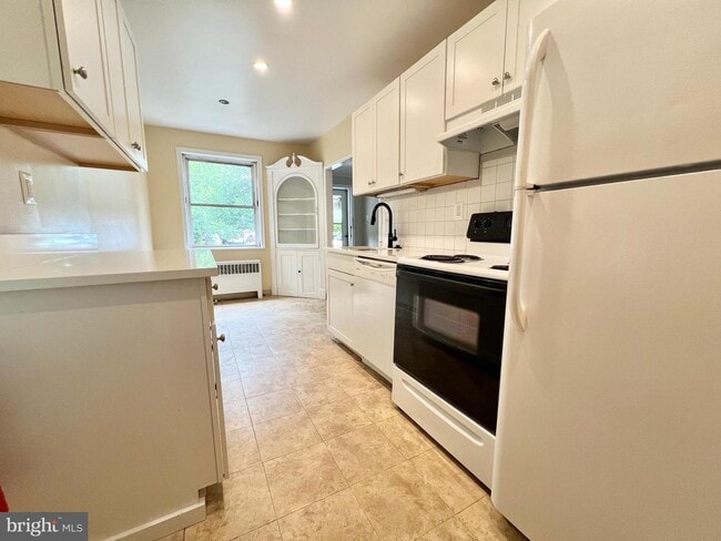 Photo - 35 Elberon Ave Unit A