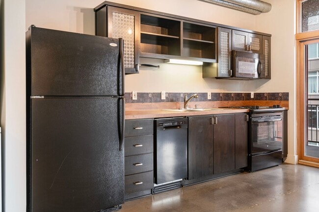 Photo - Old Town Lofts - South Facing Studio w/par... Unidad OTL509