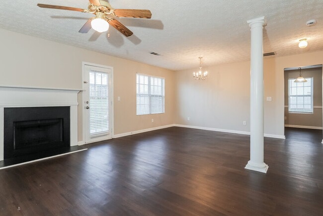 Photo - 5055 Tussahaw Crossing