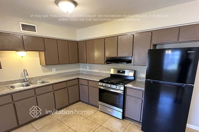 Photo - 17043 N 15th Ave