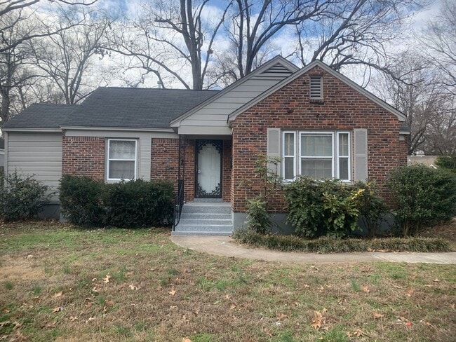 Building Photo - Newly Renovated Unit in Heart of Memphis