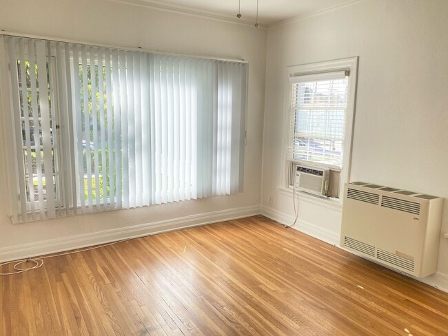 Photo - 1157 N Maryland Ave Unidad 1157 #2