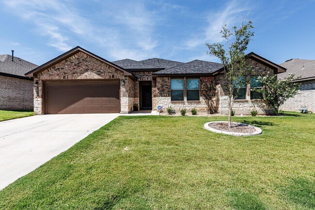 Building Photo - Spacious 4 Bed, 2 Bath Home in Abbey Glen w/ Liberty High School Feeder Pattern!