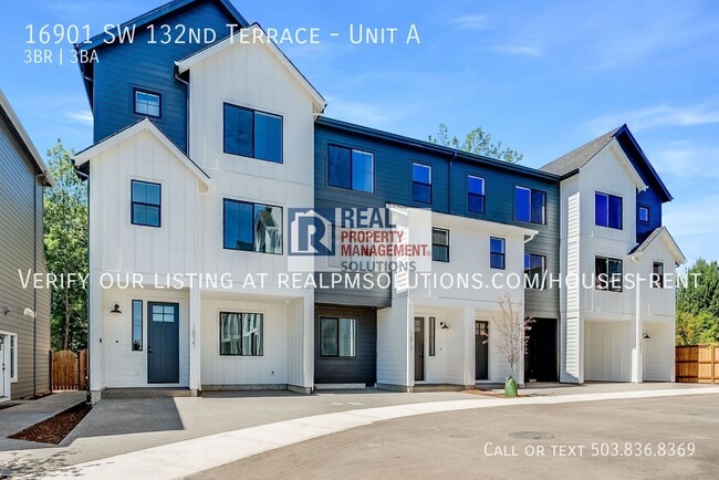 Building Photo - 16901 SW 132nd Terrace Unit A