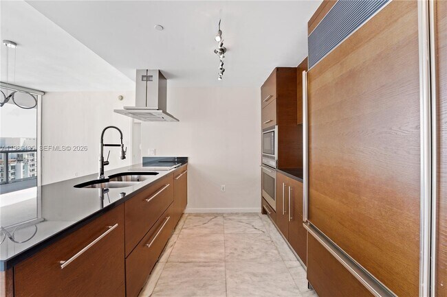 Photo - 495 Brickell Ave Unit 3904