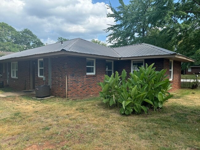 Photo - 1502 Sherman St SE Unit Apt A