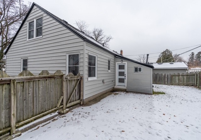 Photo - 568 Cromwell St