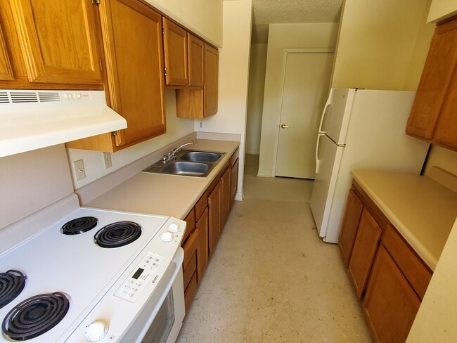 Photo - 400 NW 2nd St Unidad #400