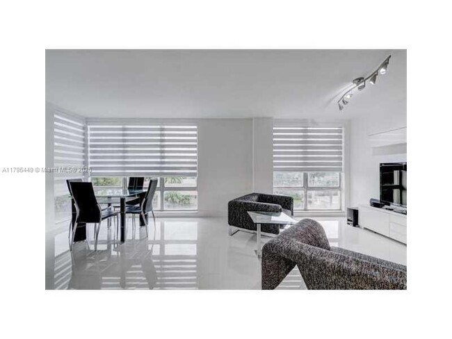 Building Photo - 9800 W Bay Harbor Dr Unit 507 Rental