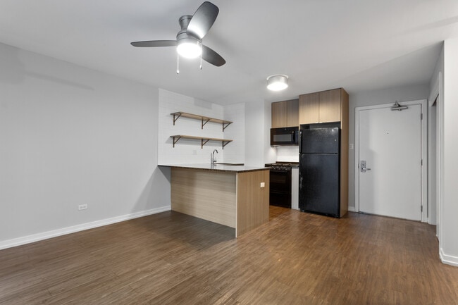 Photo - 5411 N Winthrop Ave