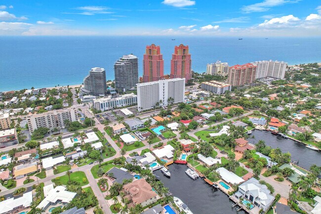 Photo - 2212 NE 32nd Ave