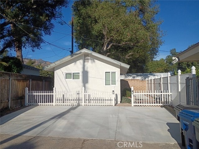 Photo - 947 E Cypress Ave