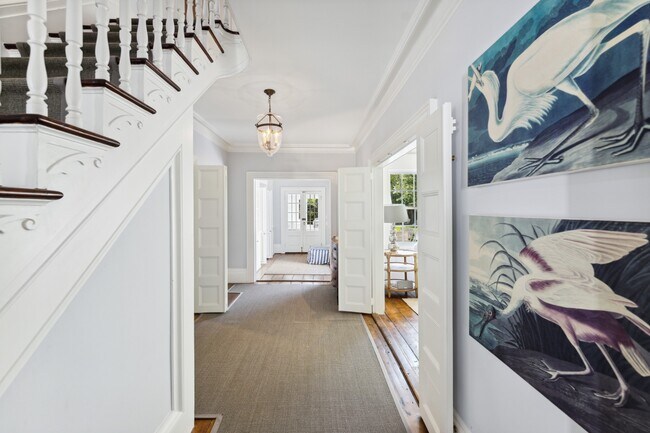 Photo - 111 S Main St