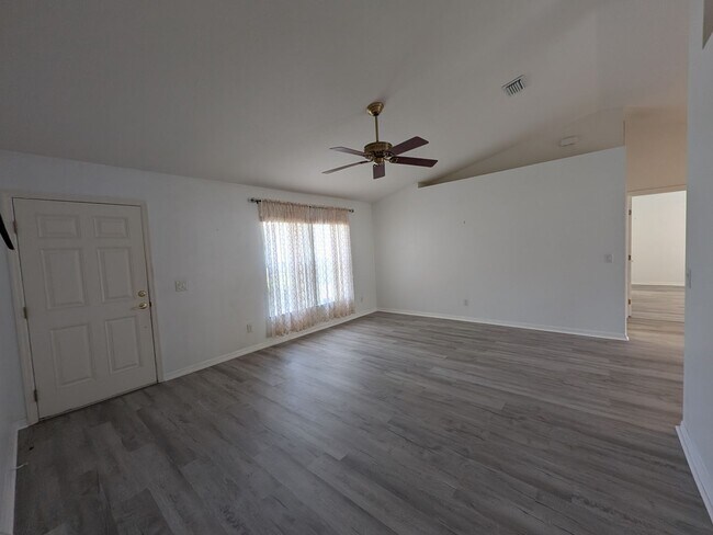 Photo - Lovely 3/2/2 Citrus Springs home with Hot Tub