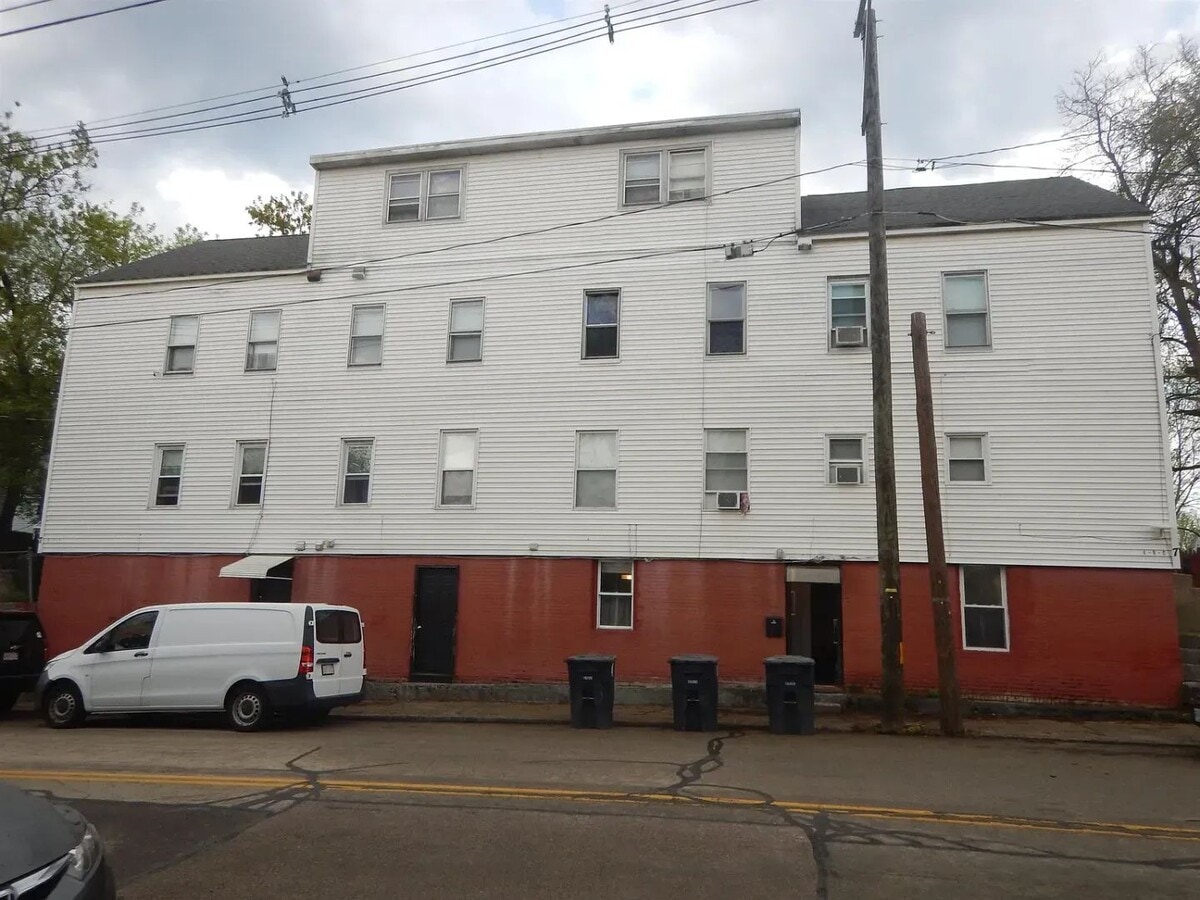 Photo - 7 Commercial St Unit F