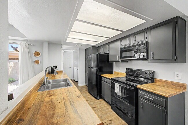 Photo - Furnished Luxury Condo in Guard-Gated Casa Del Monte | Prime Old Town Scottsdale Location Unit #102