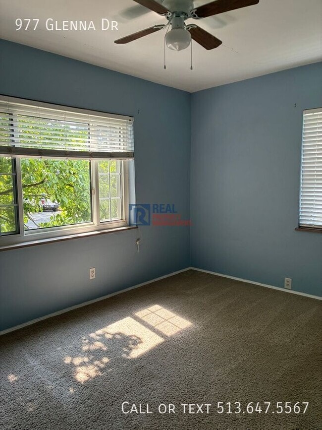 Photo - 977 Glenna Dr