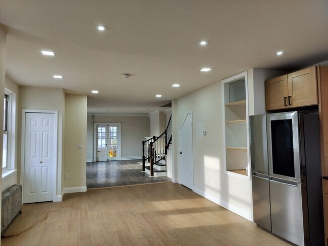 Photo - 32 Newell Ave