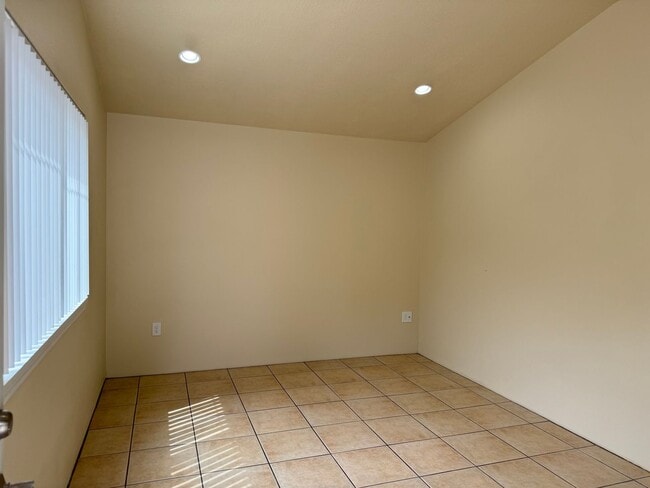 4195 Glacier View Dr