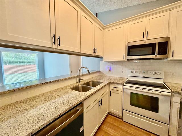 Photo - 319 Iberis Dr