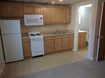 Building Photo - 1504 Concord St Unit 1R Rental