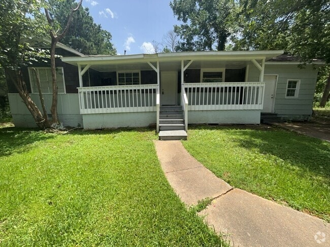 Building Photo - 805 Dorgan St Rental