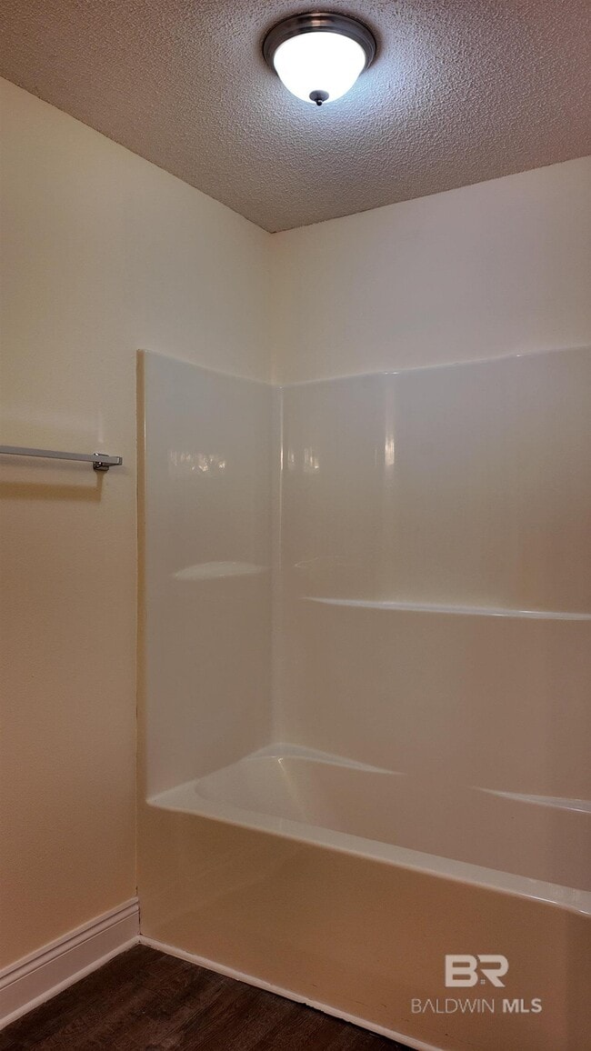 Photo - 8551 Southwood Ct