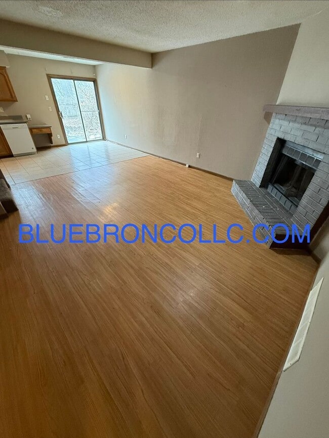 Photo - great price for a 2 bedroom townhome, easy access to highway.