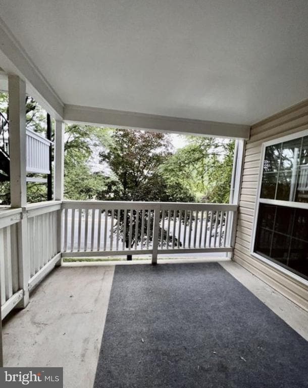 Building Photo - 1541 Lincoln Way Unit 204