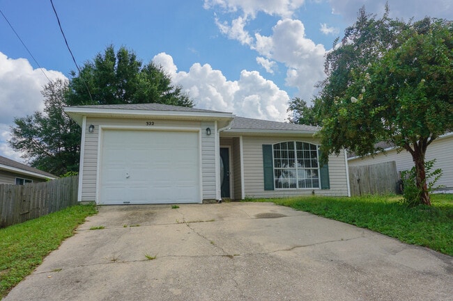 Building Photo - 322 Apple Dr Rental