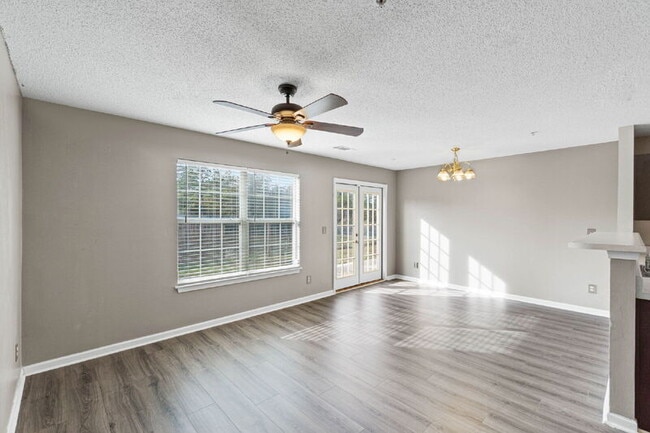 Photo - 266 Swaying Pine Ct