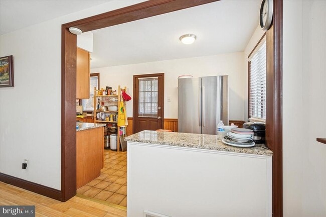 Photo - 1813 Bergen St