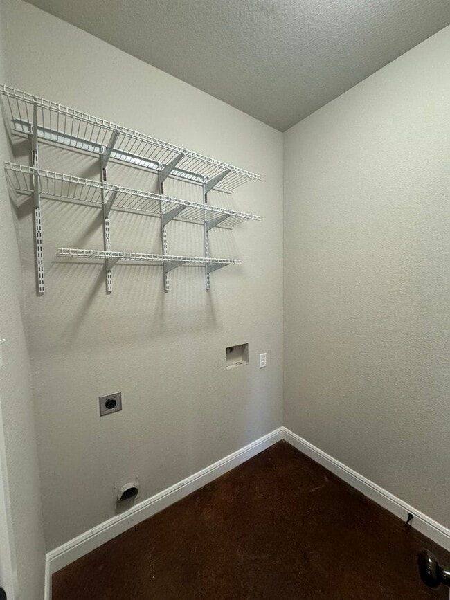 Photo - 3/2 in BROCK ISD - LAWN CARE INCLUDED - Pe...