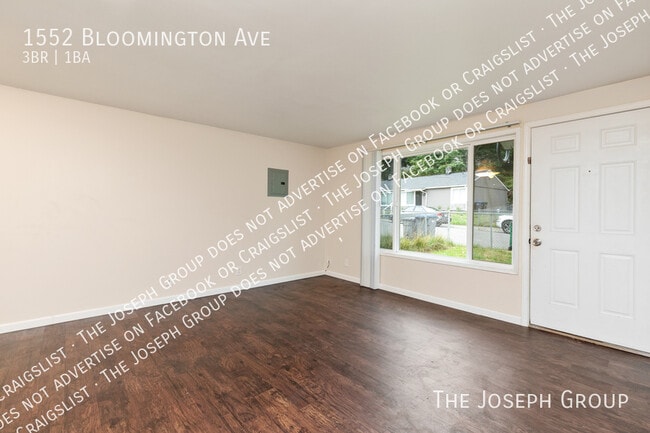 Photo - 1552 Bloomington Ave