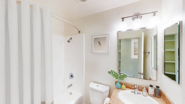 Efficiency - Bathroom at West Park Village Apartment Homes