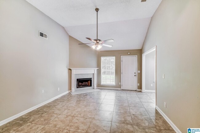 Photo - 224 Meriweather Ln