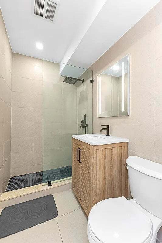 Photo - 228 E 25th St Unit 8