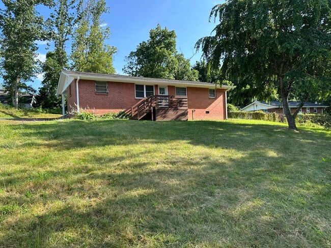 Photo - 33 Oakley Dogwood Dr