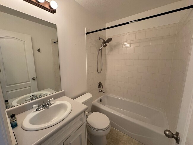 1226 N 3020 W