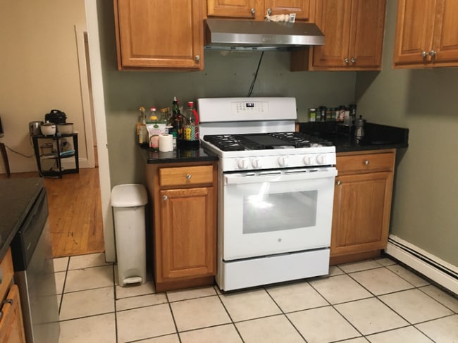 46 Park Vale Ave Unit 1