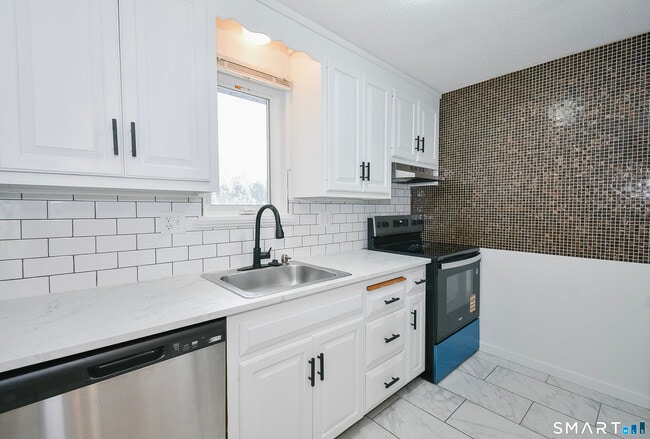 Photo - 421 Emmett St Unidad APT 4