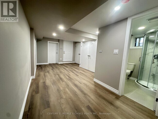 Photo - 226 Falstaff Ave
