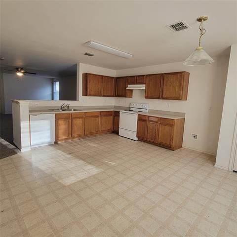 Photo - 12865 Cowper Dr House