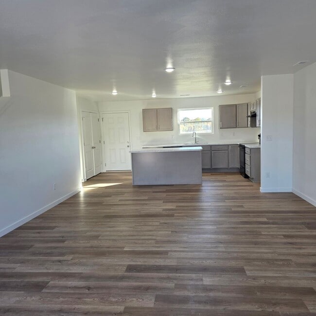 Photo - Brand New 4 Bedroom Home