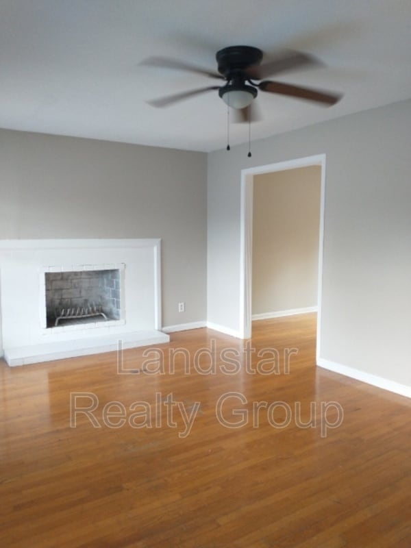 Photo - 6613 Manslick Rd