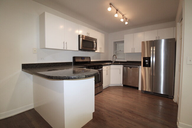 Photo - 1450 W Walton St Condominio Unidad 1