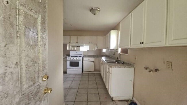 Photo - 1122 Havner Ln