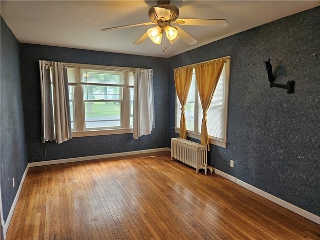 Photo - 218 Wilson St