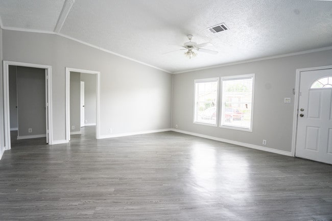 Waterstone Place Apartments